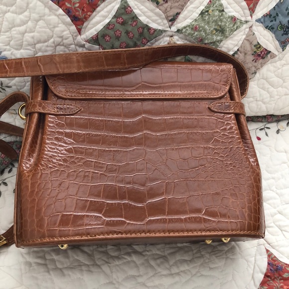 Handbag - Picture 3 of 6